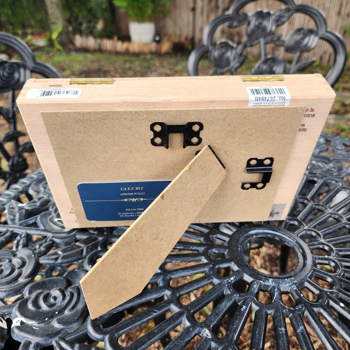 Handcrafted Cigar Box Clock by @LaChicaCigar