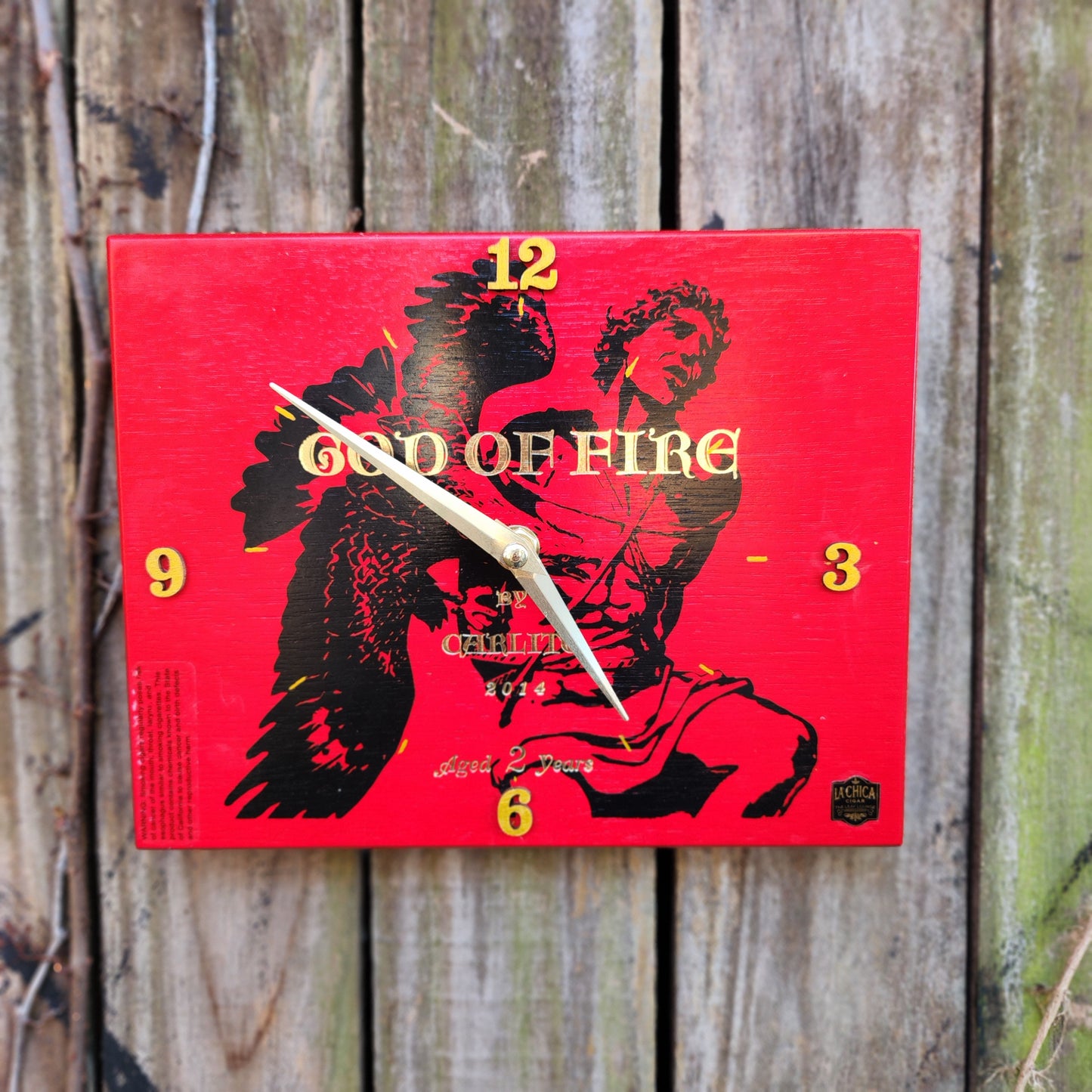 Handcrafted Cigar Box Clock by @LaChicaCigar
